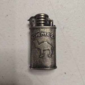Vintage Camel Lighter Oval Metal Flip Top Trench Style Pre-owned Retro Chic